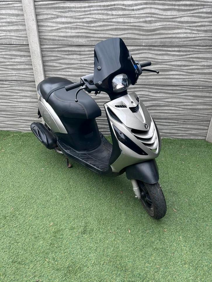 Piaggio zip a klasse - 2017, Fietsen en Brommers, Scooters | Piaggio, Zip, Elektrisch, Ophalen