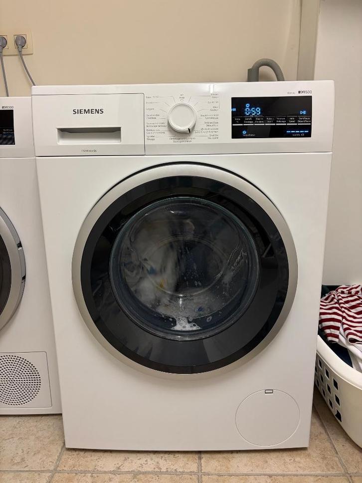 Machine à laver Siemens, Electroménager, Lave-linge, Comme neuf, 8 à 10 kg, 1200 à 1600 tours, Programme lavage à la main, Programme court