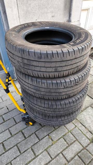 4 zomerbanden 215 70 r15 109 Vredestein beschikbaar voor biedingen