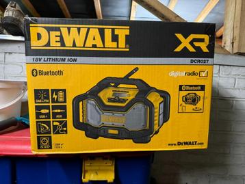 Dewalt DCR027 werfradio beschikbaar voor biedingen