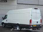 Iveco Daily 35C21 3.0L Automaat 19.6m3 XXL LED ACC Navi Came, Auto's, Euro 6, 4 cilinders, Iveco, Wit