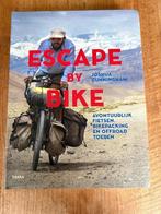 reizen per fiets : escape by bike , nederlandstalig, Ophalen of Verzenden, Zo goed als nieuw, Fiets- of Wandelgids