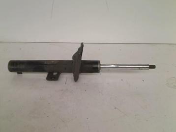 VEERPOOT LINKS VOOR Volkswagen Polo VI (AW1) (2Q0413031BT) beschikbaar voor biedingen