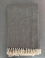Zwart-witte plaid, Ophalen, Zo goed als nieuw
