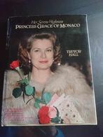 Princess Grace, Gelezen, Maatschappij en Samenleving, Ophalen