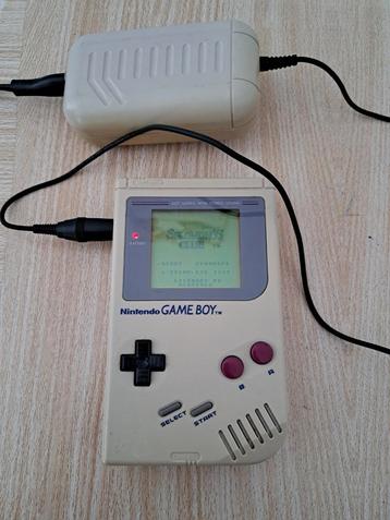 Console game boy.  Testée avec chargeur. Seul la game, Enlèvement ou Envoi, Comme neuf