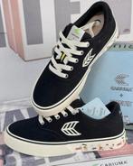 Cariuma peanuts pro snoopy Skate black suede canvas ivory 39, Zwart, Nieuw, Ophalen of Verzenden, Sneakers