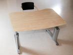 Professioneel bureau, in HOOGTE regelbaar, Huis en Inrichting, Bureaus, Ophalen, In hoogte verstelbaar, Gebruikt, Bureau