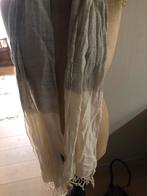 Mooie en nette sjaal, Vêtements | Femmes, Bonnets, Écharpes & Gants, Enlèvement ou Envoi, Comme neuf, Écharpe