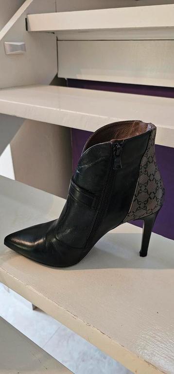 Boots Nero Giardini taille 39 comme neuves beschikbaar voor biedingen