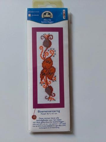 DMC mini kit boekenlegger Bloemenversiering beschikbaar voor biedingen