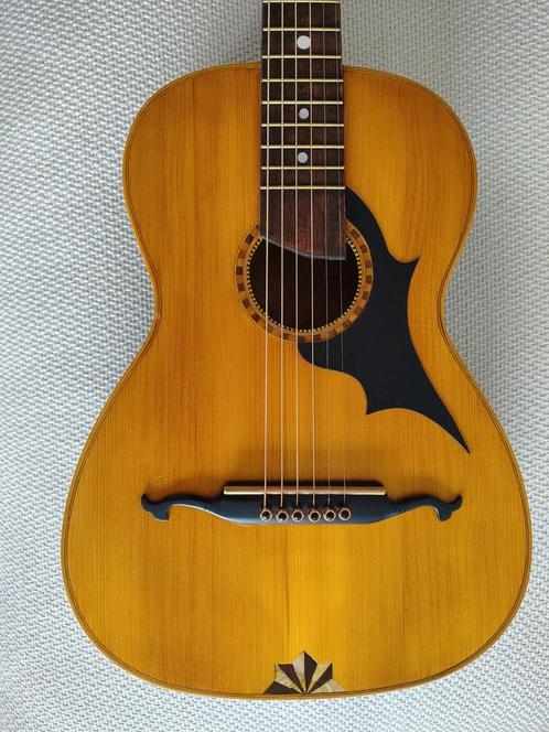 Parlor akoustische gitaar Sonora 1920, Muziek en Instrumenten, Snaarinstrumenten | Overige, Ophalen of Verzenden