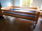 Te koop ziekbed met matras THEMPUR verstelbaar in goede staa, Ophalen, Verstelbaar, Eenpersoons, Beige