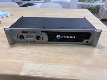 Crown  XLS1000 versterker