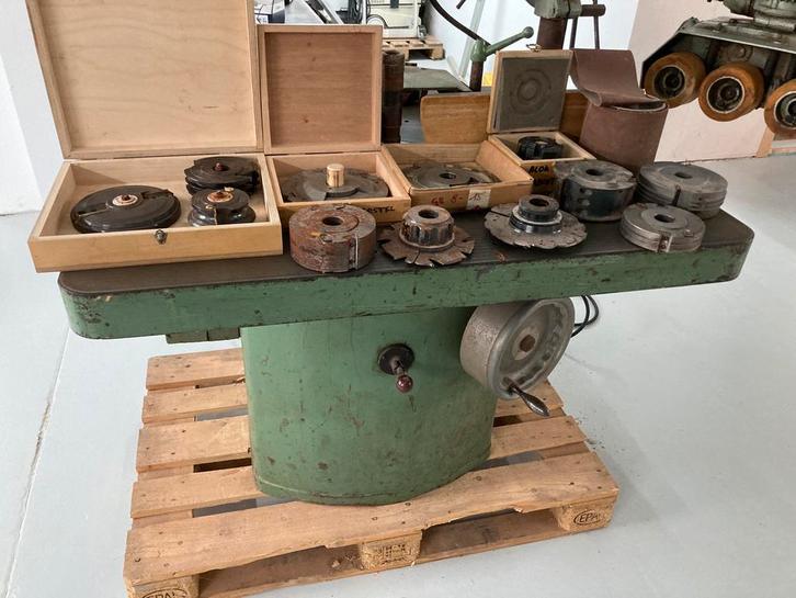 Fraiseuse Topie, Articles professionnels, Machines & Construction | Travail du bois, Enlèvement