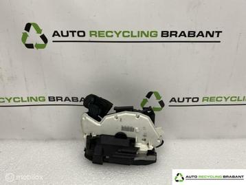 Slot Mechanisme Rechts Achter Volkswagen Golf 7 5K4839016Q beschikbaar voor biedingen