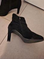 Chaussures a talon aiguille pointure 39 tamaris, Enlèvement