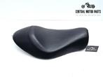 Siège noir Solo Sportster 2007-2015, Motos, Pièces | Harley-Davidson, Enlèvement ou Envoi, Utilisé