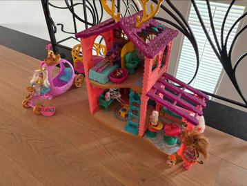 Enchantimals hertenhuis + poppen beschikbaar voor biedingen