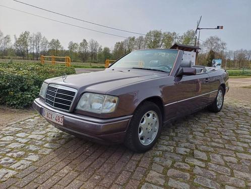 Mercedes e220 cabrio sportline oldtimer, Auto's, Mercedes-Benz, Bedrijf, Te koop, E-Klasse, ABS, Airbags, Airconditioning, Centrale vergrendeling