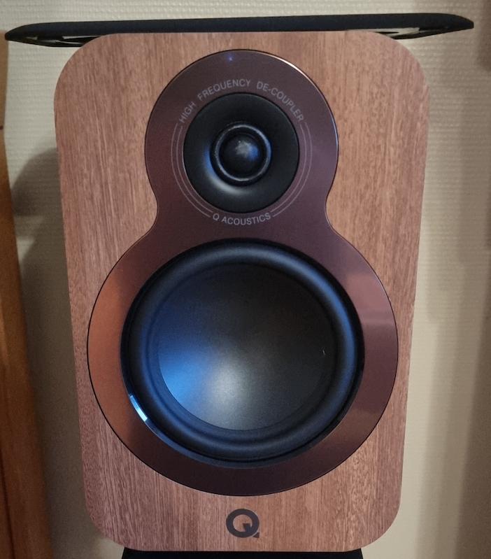 Enceintes bibliothèques Q Acoustics 3030C neuves, Audio, Tv en Foto, Luidsprekerboxen, Nieuw, Front, Rear of Stereo speakers, 60 tot 120 watt