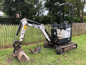 Bobcat e10 BJ 2015 met slechts 1235 uur  beschikbaar voor biedingen