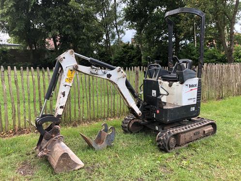 Bobcat e10 BJ 2015 met slechts 1235 uur, Zakelijke goederen, Machines en Bouw | Kranen en Graafmachines, Graafmachine, Ophalen of Verzenden