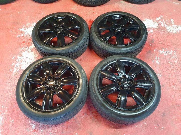 Originele MINI 17" velgen Clubman F54 winterkit + sensoren, Auto-onderdelen, Overige Auto-onderdelen, BMW, Mini, Gebruikt, Ophalen