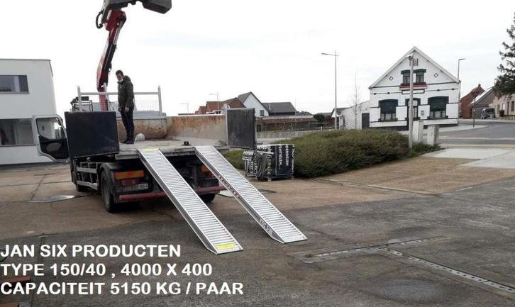 Alu. oprijplaten 4000 x 400 cap 5150 kg / paar type 150/40, Doe-het-zelf en Bouw, Bouwliften, Nieuw, Ophalen
