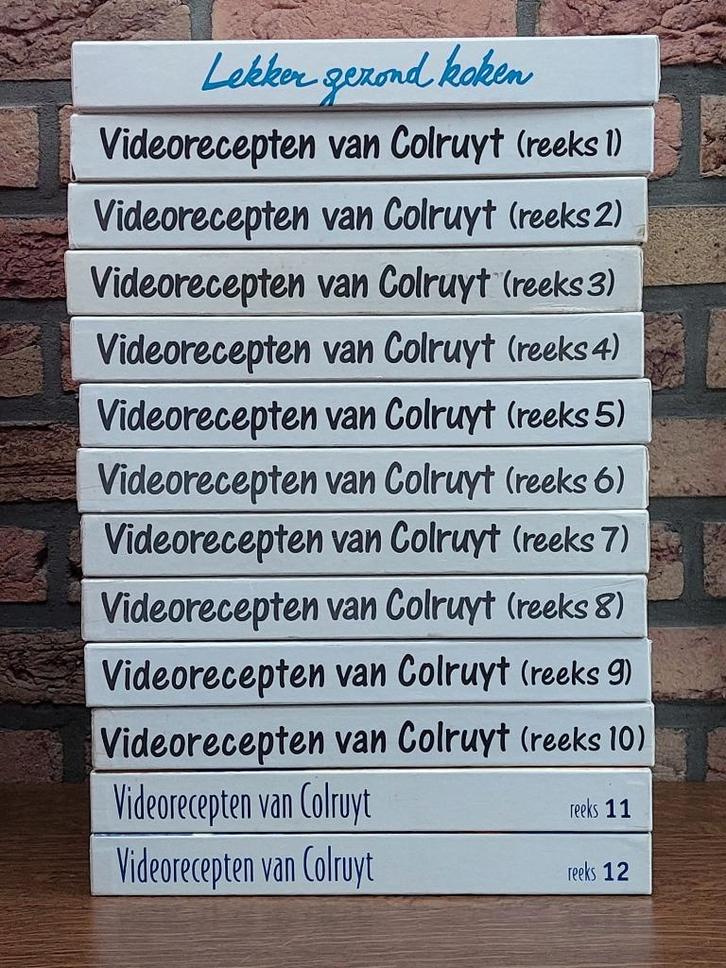 VHS - Videoprecepten van Colruyt - Reeks 1-12 + 1 extra, Boeken, Kookboeken, Voorgerechten en Soepen, Hoofdgerechten, Taart, Gebak en Desserts