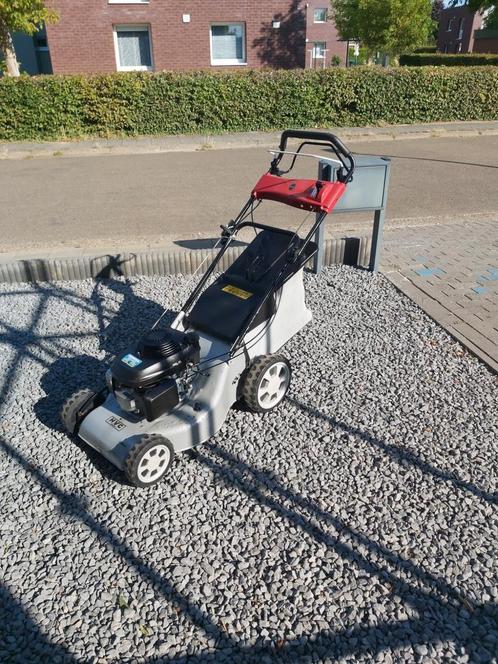 Goed werkende Honda 6,5 zelftrekkend grasmaaier, Doe-het-zelf en Bouw, Gereedschap | Machine-onderdelen en Toebehoren, Gebruikt