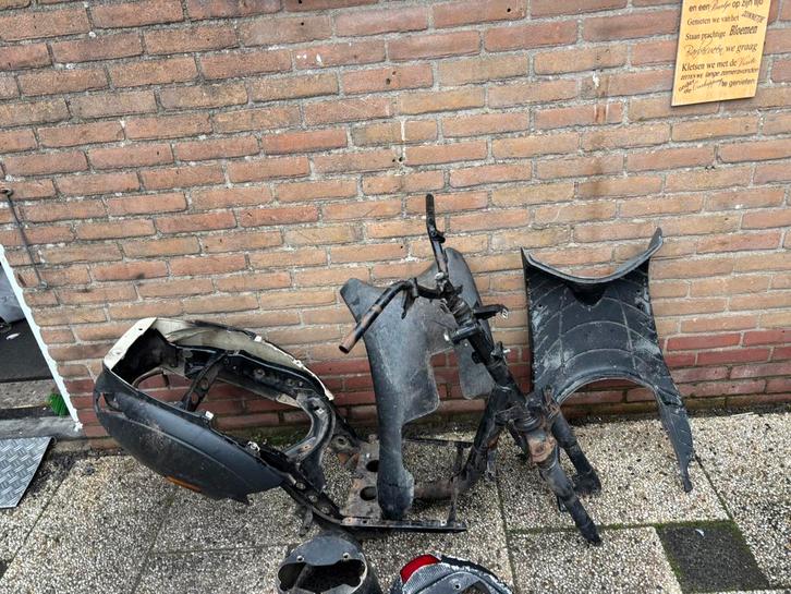 Cadre zippé Piaggio X Block, etc., Motos, Pièces | Yamaha, Enlèvement