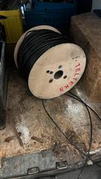 Datakabel op rol, Doe-het-zelf en Bouw, Ophalen, Zo goed als nieuw