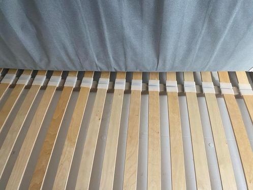 Plooibaar Bed 140x200 in Kast 2 stuks beschikbaar (gent), Huis en Inrichting, Slaapkamer | Bedden, Zo goed als nieuw, Twijfelaar