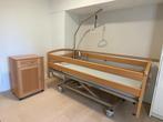 Ziekenhuisbed en tafel met 4 stoelen, Huis en Inrichting, Slaapkamer | Bedden, Ophalen, Zo goed als nieuw