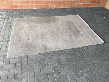 Tapijt 230x160cm / grijs / goede staat  beschikbaar voor biedingen