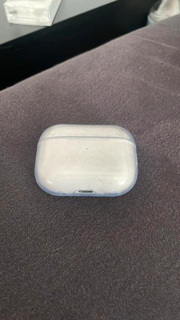 Apple AirPods pro doosje+ een oortje beschikbaar voor biedingen
