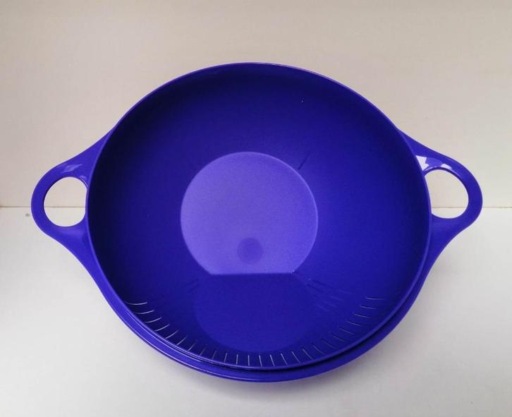 Tupperware™ « Passoire à Bascule » 3,75 litre - mauve, Maison & Meubles, Cuisine| Tupperware, Neuf, Autres types, Bleu, Violet