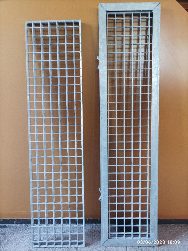 GRILLE CAILLEBOTIS, Bricolage & Construction, Métaux, Neuf, Enlèvement