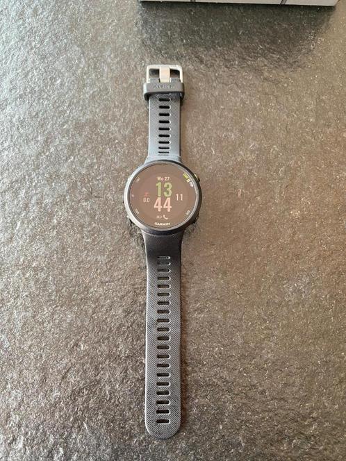 Garmin Forerunner 45, Handtassen en Accessoires, Sporthorloges, Zo goed als nieuw, Windows, Zwart, Afstand, Calorieverbanding