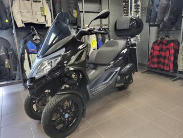 Piaggio MP3 300 beschikbaar voor biedingen