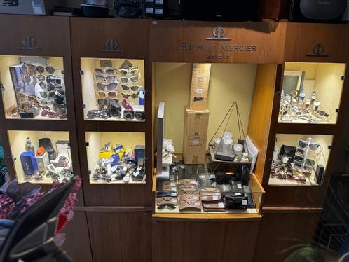 VINTAGE VITRINE Baume et Mercier juwelier KAST juwelenkast, Antiek en Kunst, Curiosa en Brocante, Ophalen
