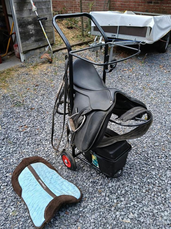 wintec 500  veelzijdigheids zadel,met kar,verzorgings box, Dieren en Toebehoren, Paarden en Pony's | Hoofdstellen en Tuigage, Zo goed als nieuw