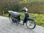 Honda scoopy, Fietsen en Brommers, Snorfietsen en Snorscooters, Ophalen, Zo goed als nieuw