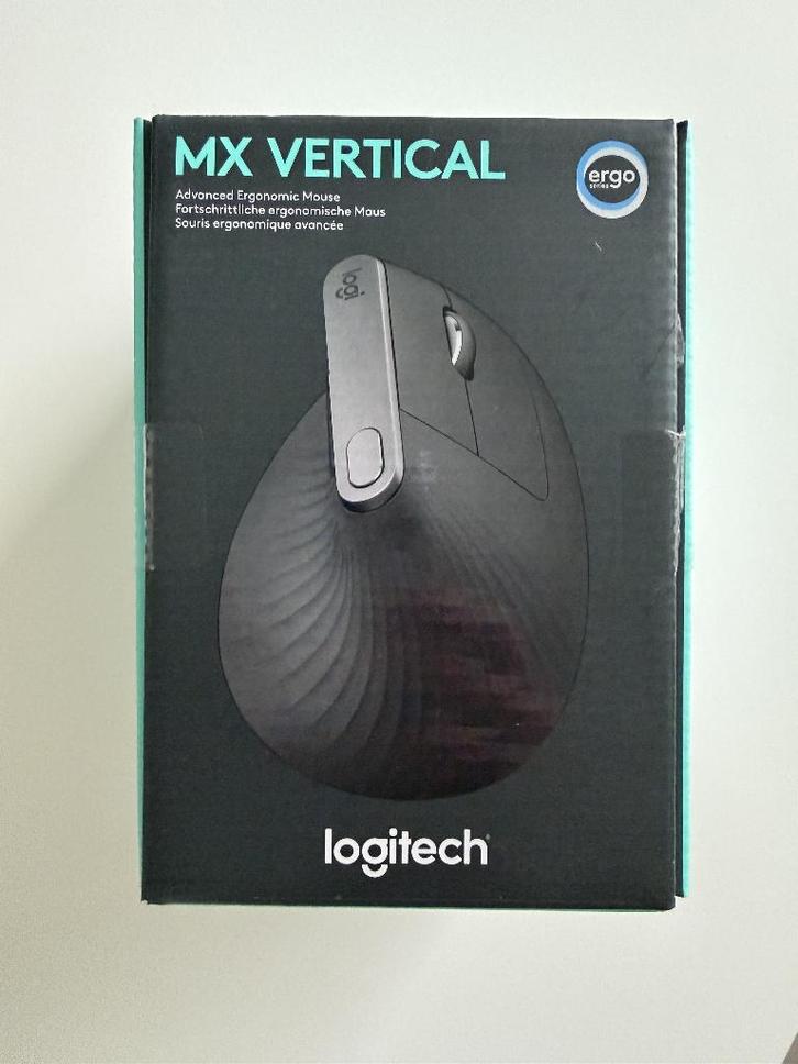 MX Vertical Logitech draadloze muis ERGONOMISCH, Informatique & Logiciels, Souris, Comme neuf, Souris, Sans fil, Ergonomique, Enlèvement ou Envoi