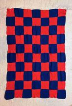 Granny woondeken gehaakte blokken rood blauw 192/130, Maison & Meubles, Accessoires pour la Maison | Plaids & Couvertures, Utilisé