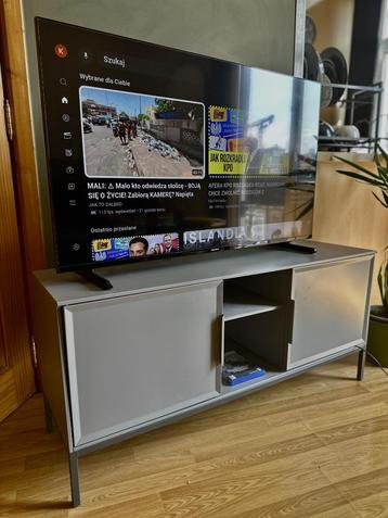 TV-kast  beschikbaar voor biedingen