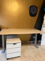 Bureau, Ophalen, Zo goed als nieuw, Bureau