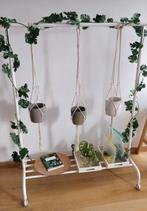 3 macramé plantenhangers en 2 groene bladerenslingers, Maison & Meubles, Accessoires pour la Maison | Paravents d'intérieur, Comme neuf