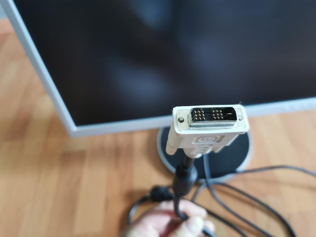 Moniteur PC Samsung SyncMaster 225BW, Computers en Software, Monitoren, Gebruikt, 60 Hz of minder, DVI, Ophalen